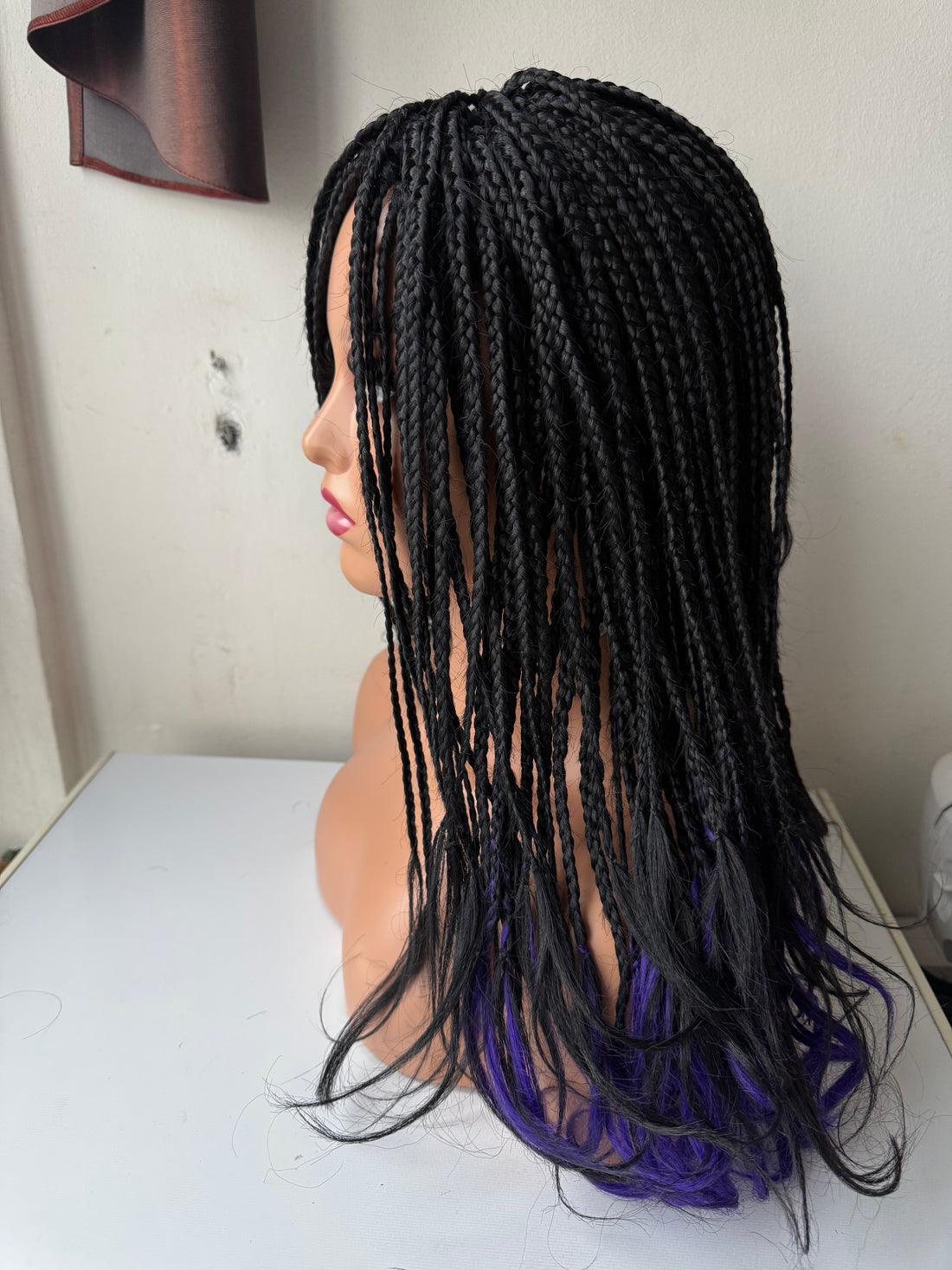 Perruque tressée pony pointes violettes - NIELY