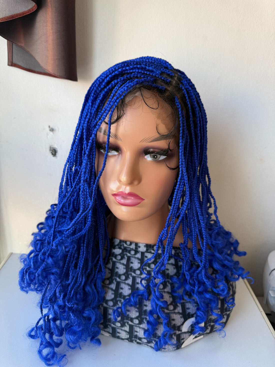 Belinda lace - Perruque Full Lace wig tressée bleue