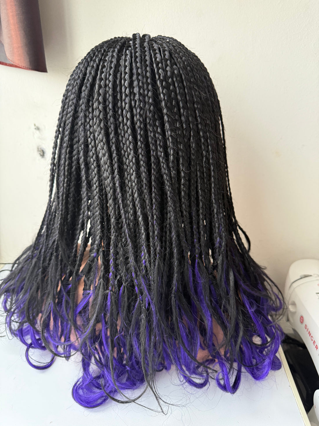 Perruque tressée pony pointes violettes - NIELY
