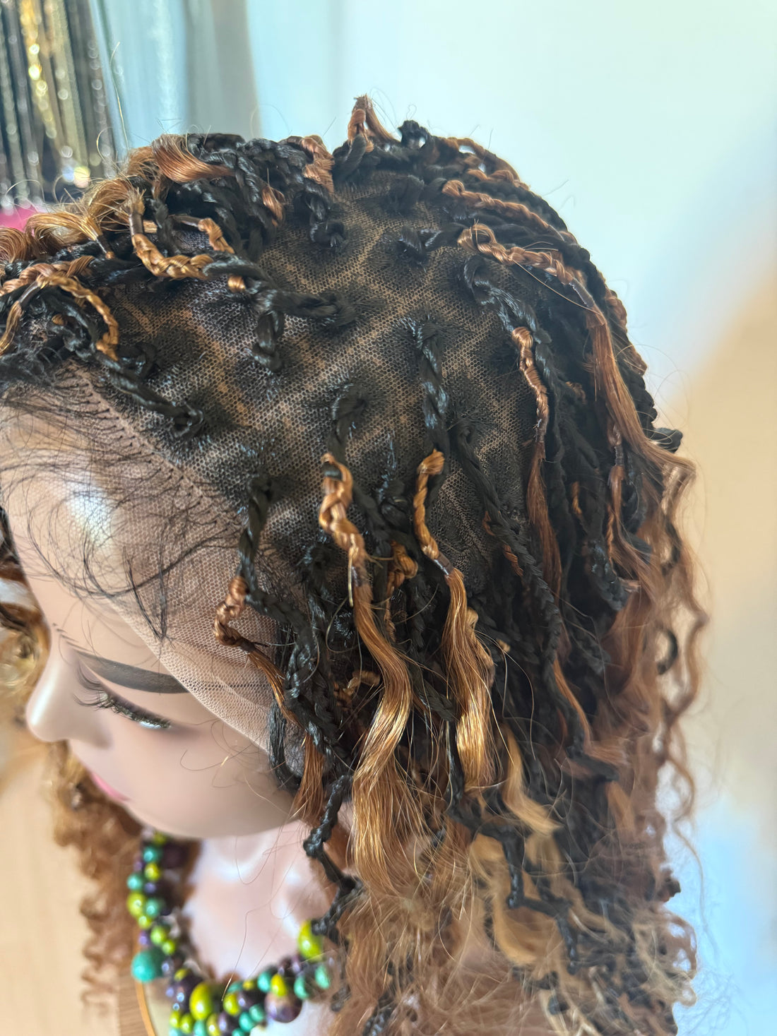 Thaly - Full lace boho Perruque tressée box braid avec l’effet boho en cheveux naturels Européens marrons