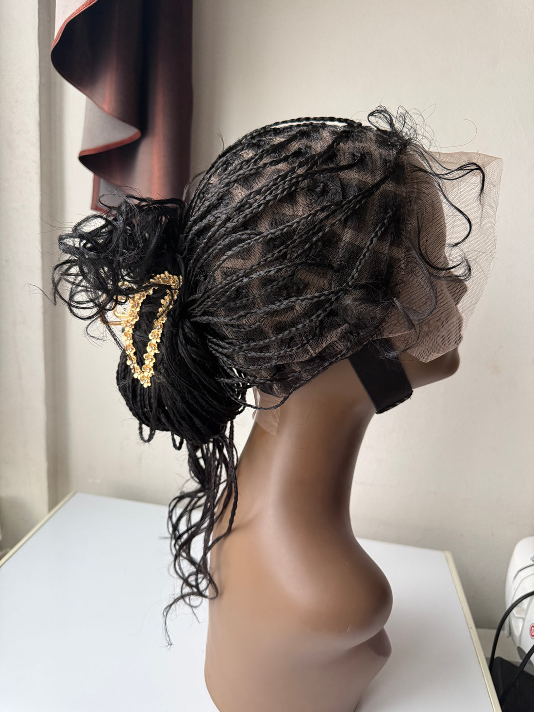 Sanah Full lace braided - Perruque tressée en fine mèches.