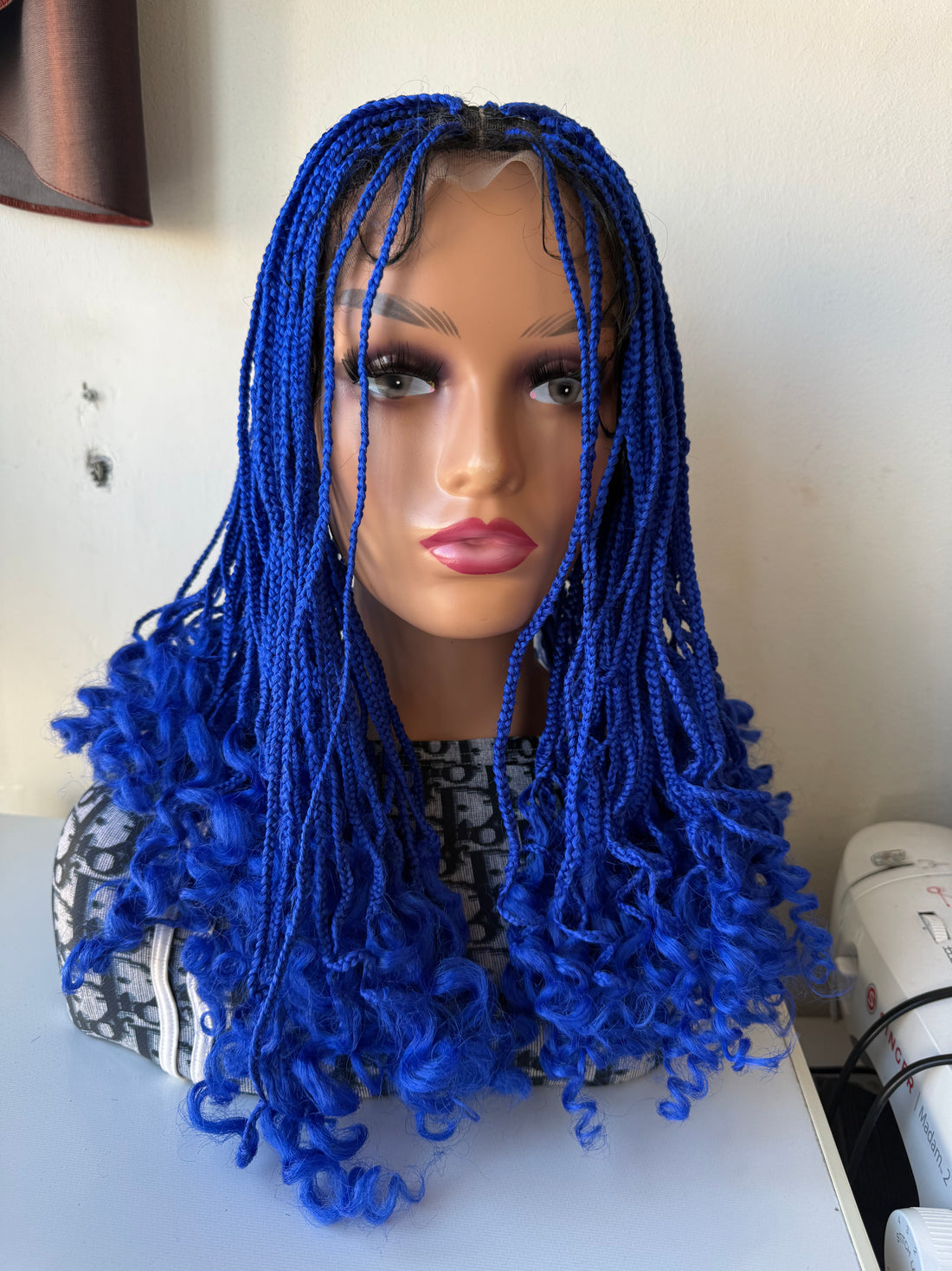 Belinda lace - Perruque Full Lace wig tressée bleue
