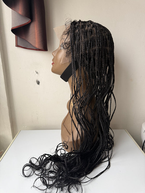 Sanah Full lace braided - Perruque tressée en fine mèches.