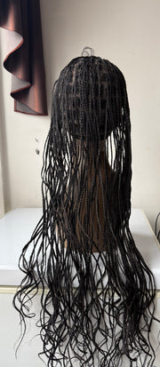 Sanah Full lace braided - Perruque tressée en fine mèches.