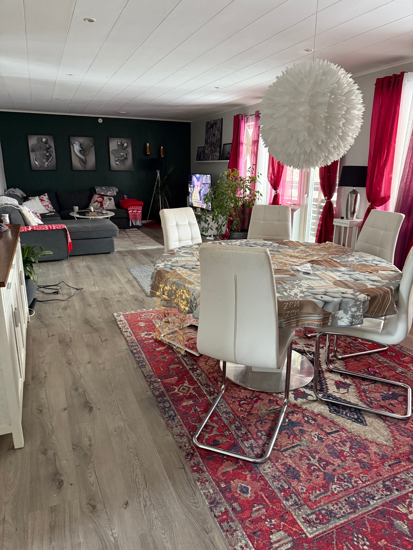 Immersion en Suède - Formation de prise en main selon chaque projet personnel dans l'univers des cheveux.